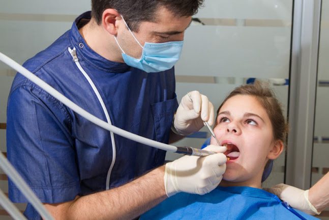 Stomatološki zahvat u Dental Centru Motusic